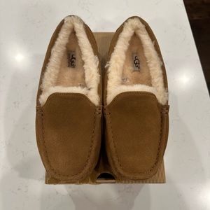 UGG Acosta Slippers